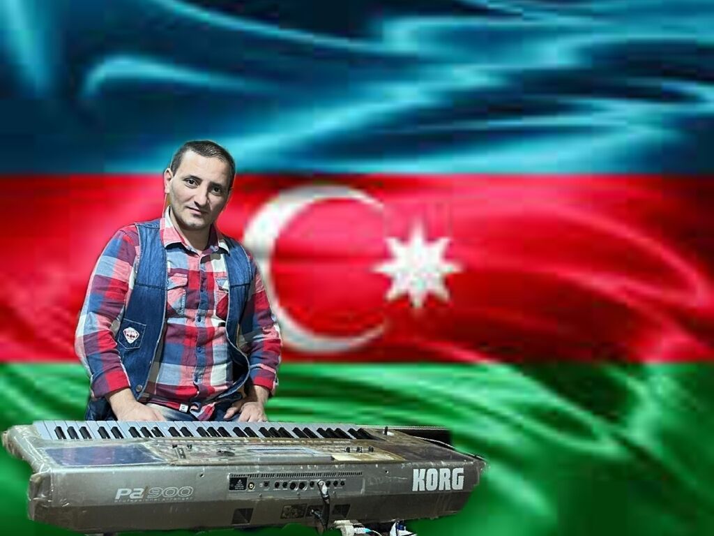 Solo sintezator ifaçısı. məclislər və tədbirlər üçün. Aparat