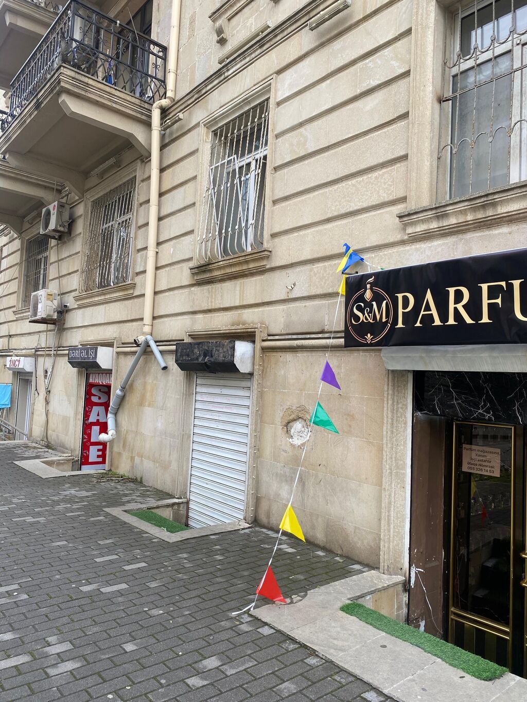 İcarəyə obyekt – yeraltı (yarizirzəmi) kommersiya sahəsi Azərbaycan