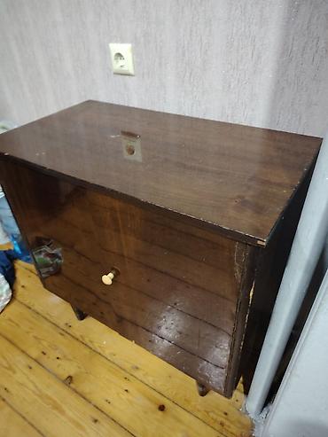 İçi polkalıdır. Uzunluğu-76sm, eni-42sm. Ünvan: Yeni Günəşli qəsəbəsi - şəkil 3