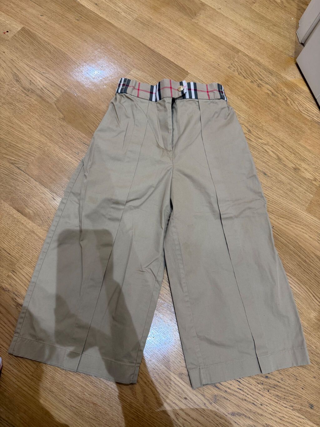 Burberry salvar 5-6yas Orijinal 50azn