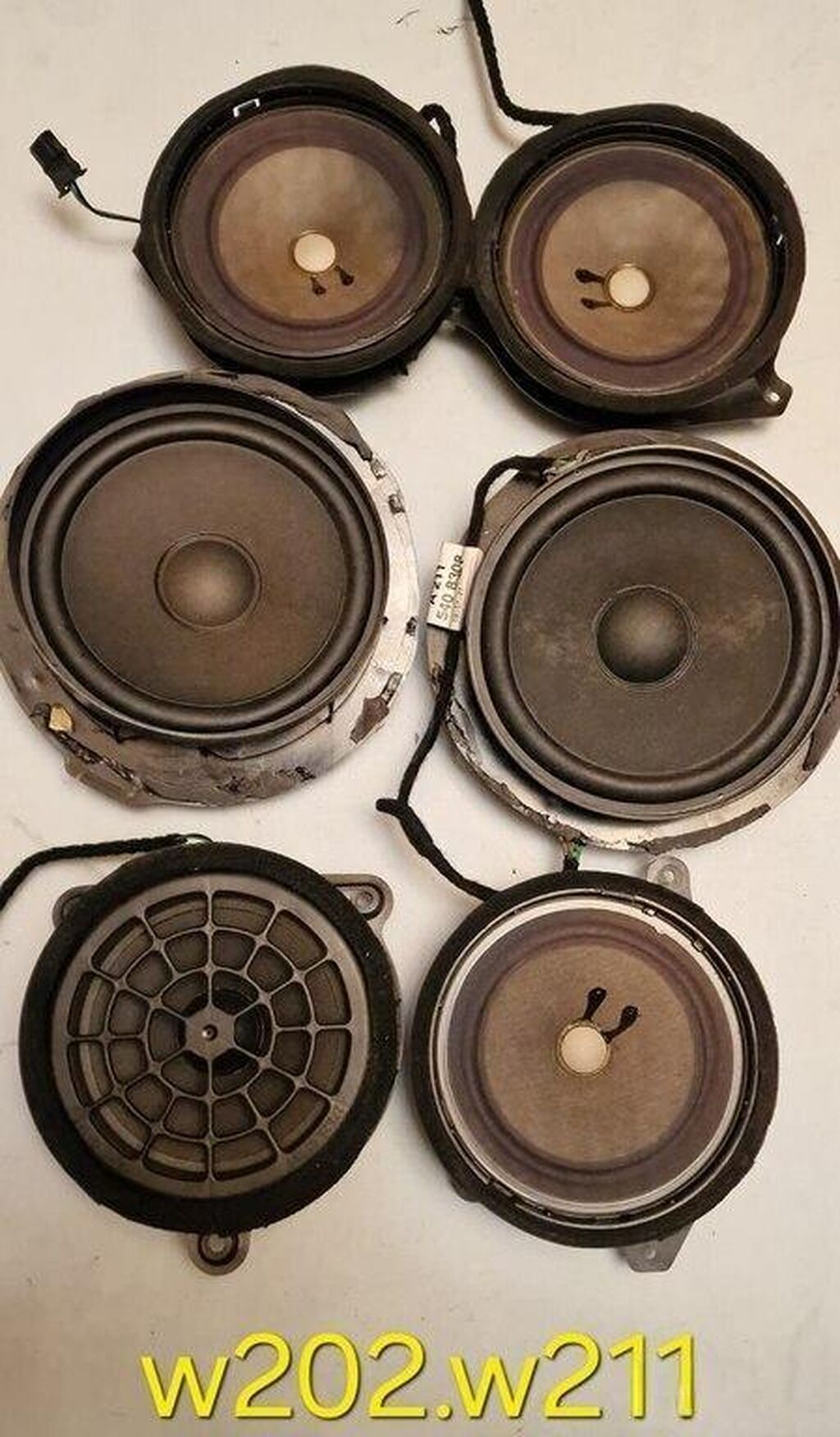 Mercedes benz qapı kalonkası Mercedes benz qapı kalonkaları 15 azn dən