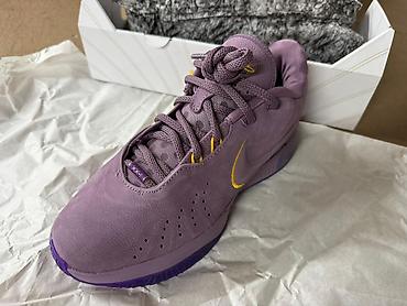 Məhsul: Nike LeBron NXXT Gen AMPD “Purple/Gold” basketbol krossovkası - şəkil 3