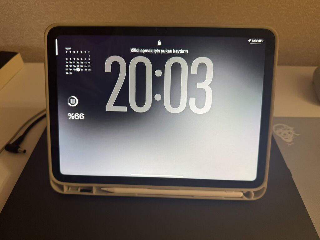 Apple iPad 11 (2025), 11", 256 GB