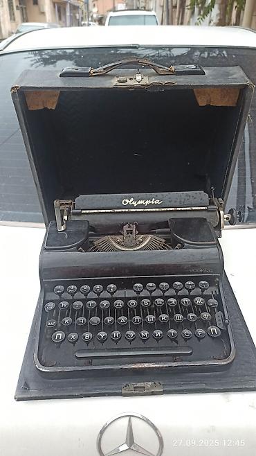 Məhsul: Olympia mexaniki yazı makinası (köhnə model), daşıma çantalı - şəkil 2