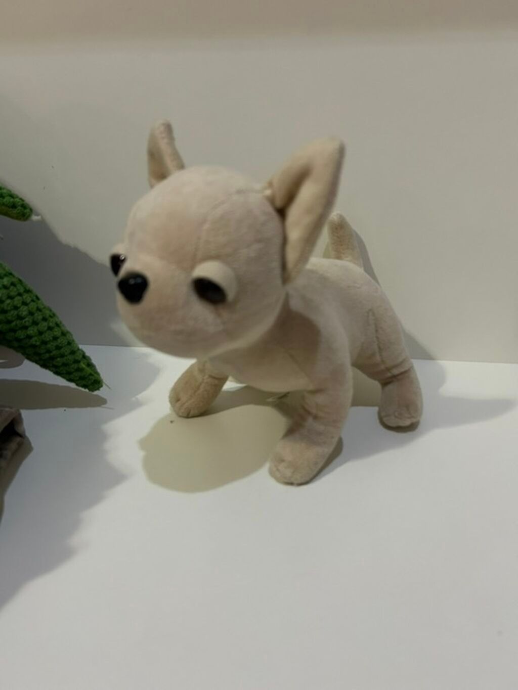 Sekillerin her biri 5 manatdir, yenidir hamisi unvan bileceri