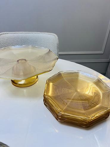 Satılır Təzədi Karopkadadı 50 azn tort qabı birdə 6 ədəd qabları - şəkil 3