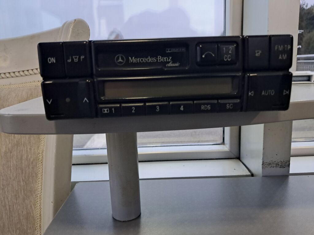 W210 maqintafon parolu var idyal veziyyetdedi