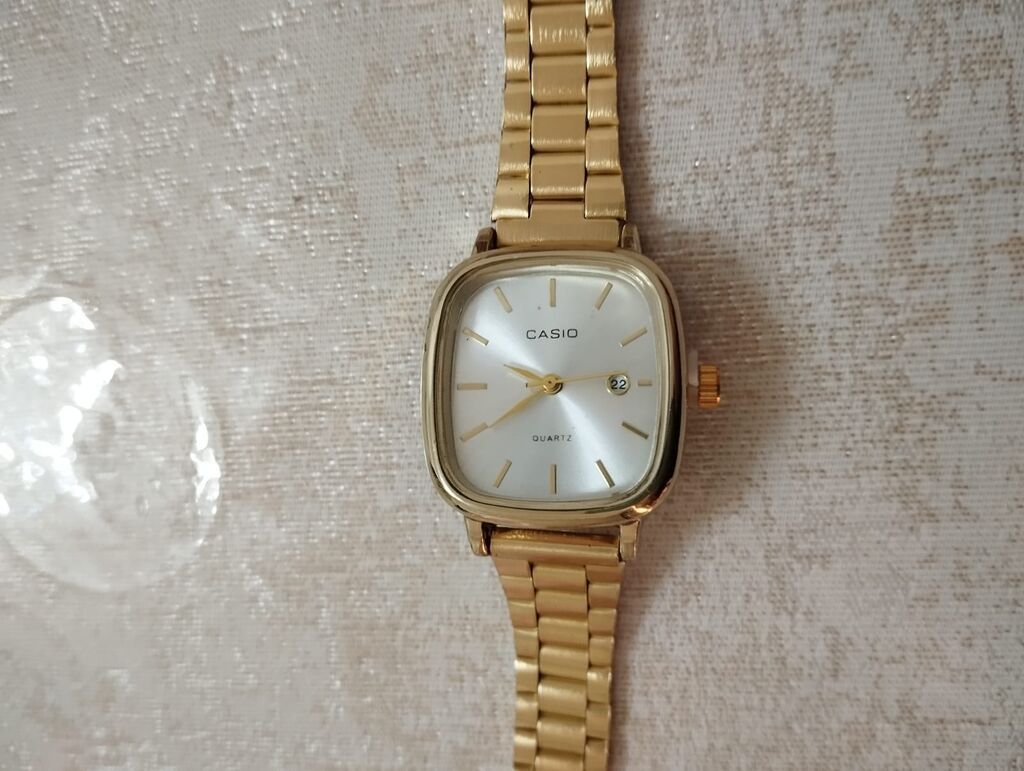 Saat deyerinden aşağı satıram fabrik istesali orginal qaralmayan