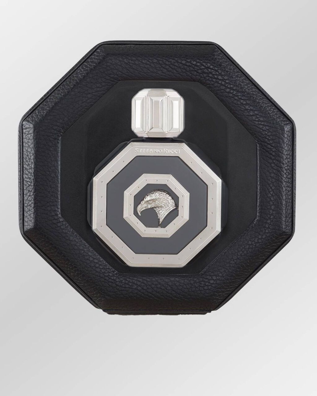Stefano Ricci “Royal Eagle” kişi ətiri – eksklüziv flakon dizaynı ilə