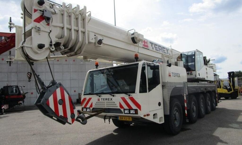 Terex AC100/4L, TEREX AC160/2 marklaı avtokranlarla yükqaldırma