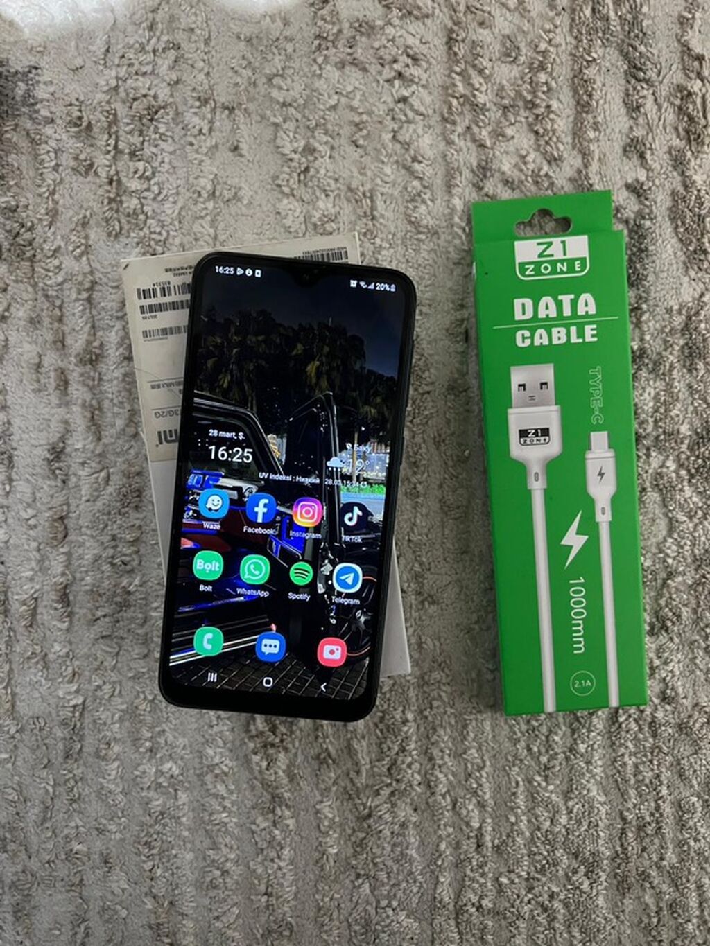 Samsung Galaxy A10, rəng - Qara, Barmaq izi, Face ID