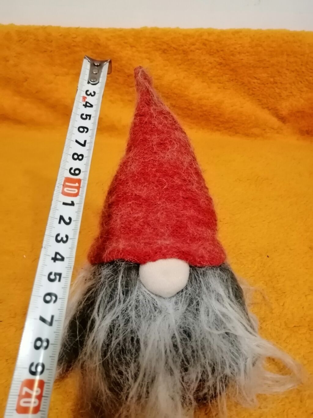 Yunadan hazırlanmış dekorativ cırtdan fiquru. Xüsusiyyətlər: -