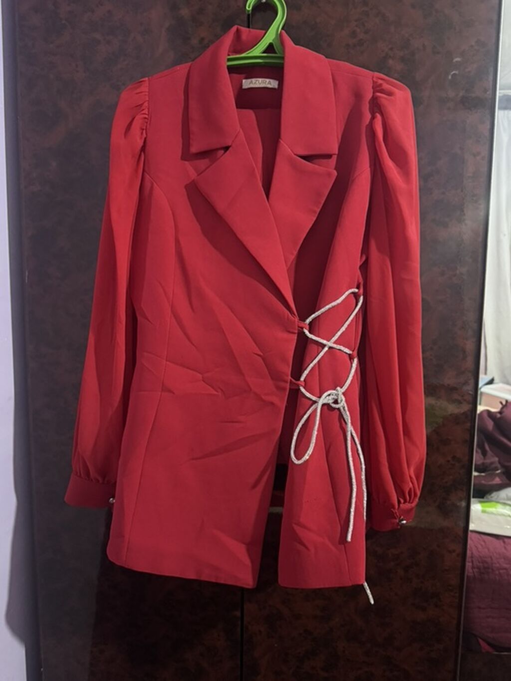 AZURA qadın blezeri Hem qirmuzi hem bordovu kostyum ikiside 38 - m
