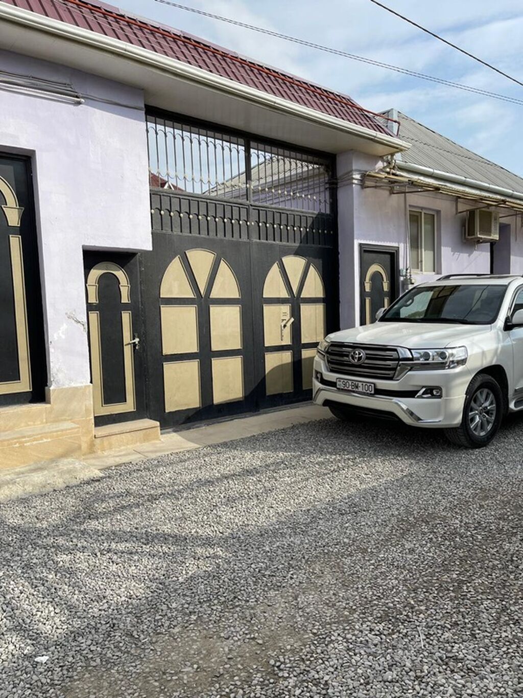 75 kv. m, 3 otaqlı, Kombi, Qaz, İşıq