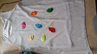 Ağ rəngli qadın köynəyi (sleeveless, yoyqa/parça qatlı görünüş). Ön - şəkil 2