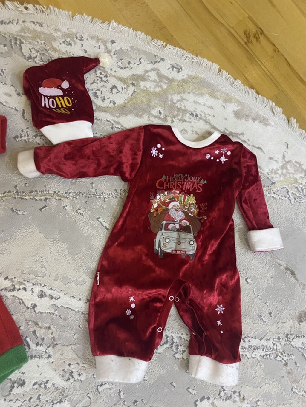 Uşaq üçün bayram temalı geyim və ayaqqabı dəsti - Qırmızı aksessuarlı