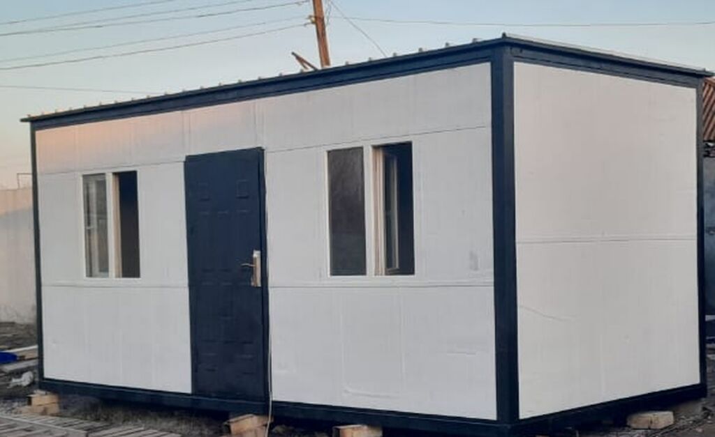 Satılır Konteyner Sendivic 10nluq Uzunluq 6.m En 2.60 Hündürlük 2.60