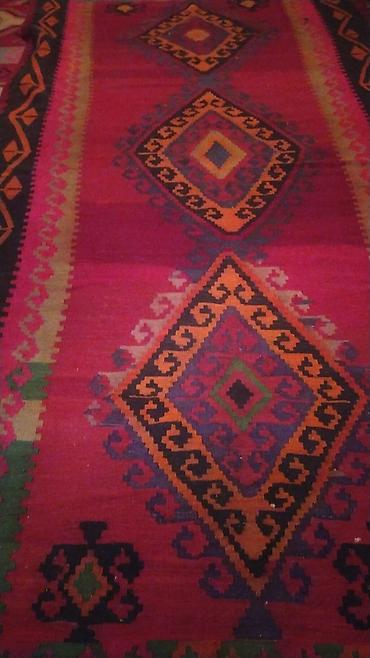 Kohne kilimdir. 1 esrden cox yasi var. Real alicilar zeng etsin - şəkil 2