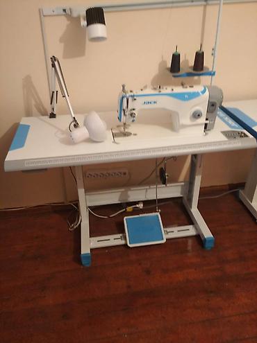 Jack JK-F4 и Jack E4S Классическая и оверлочная швейные машины со - şəkil 4