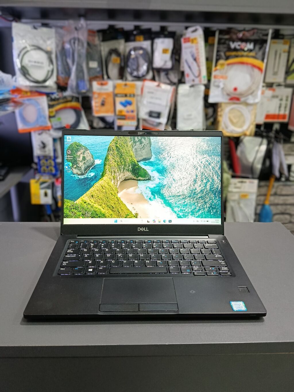 İşlənmiş Dell Latitude, 13.3 ", Intel Core i5, 256 GB, Ünvandan götürmə, Pulsuz çatdırılma, Ödənişli çatdırılma