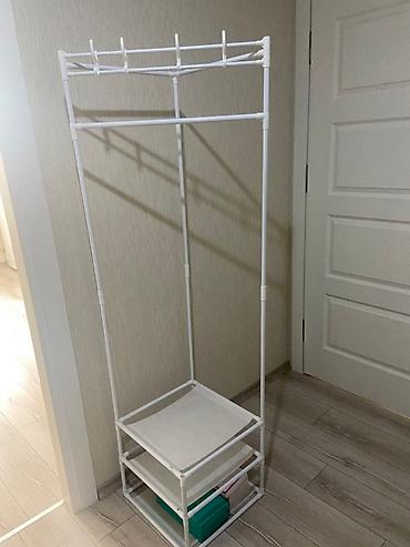 Ağ rəngli metal/boru konstruksiyalı paltar asılqanı və - şəkil 2