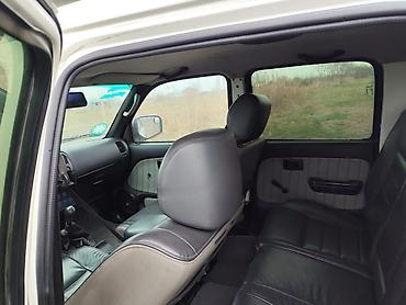 Toyota Hilux pikap - Kuzov: ağ rəng, 4 qapı, iki kabin (Double Cab) - şəkil 2