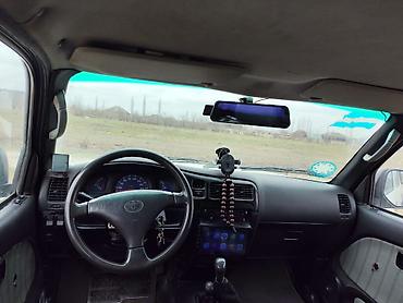 Toyota Hilux pikap - Kuzov: ağ rəng, 4 qapı, iki kabin (Double Cab) - şəkil 3