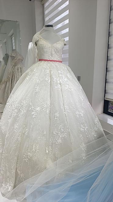 Gəlinlik donları, gülləri,tac bir sözlə mağazada olan hər bir şey - şəkil 5